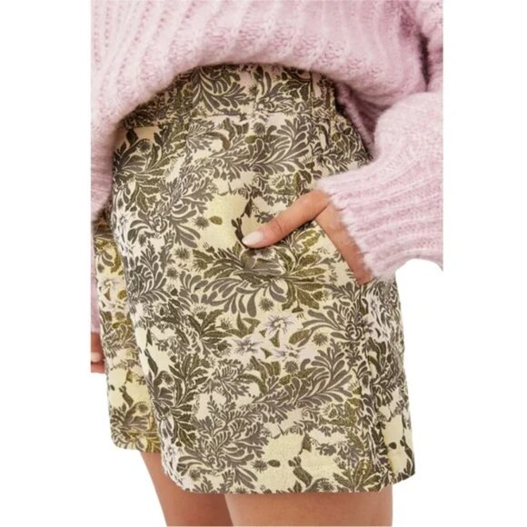 Free People Shine Like A Shorty Jacquard Brocade Shorts Gold Women's Sz S B9 - Picture 14 of 16